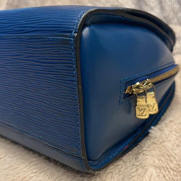 LOUIS VUITTON Vintage Epi Pont Neuf - Picture 10 of 17